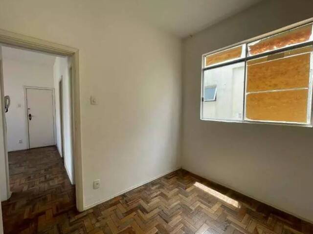 Apartamento para Venda em Belo Horizonte - 2