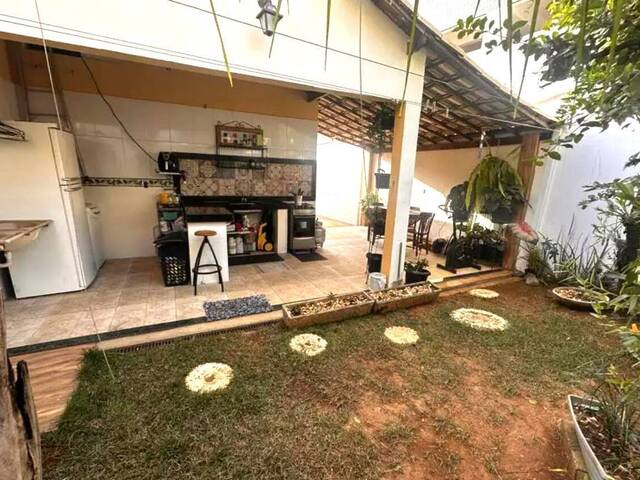 #13241 - Casa para Venda em Belo Horizonte - MG - 2